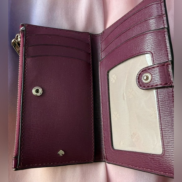 Kate Spade Sylvia Panther Dot Small Slim Bifold Wallet - Picture 10 of 16